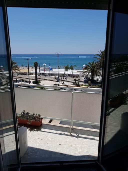 Apartamento Casa Al Mare - Lido Terracina Exterior foto